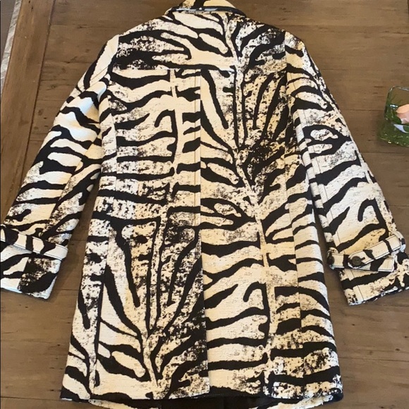 Blumarine Coat - Picture 8 of 15